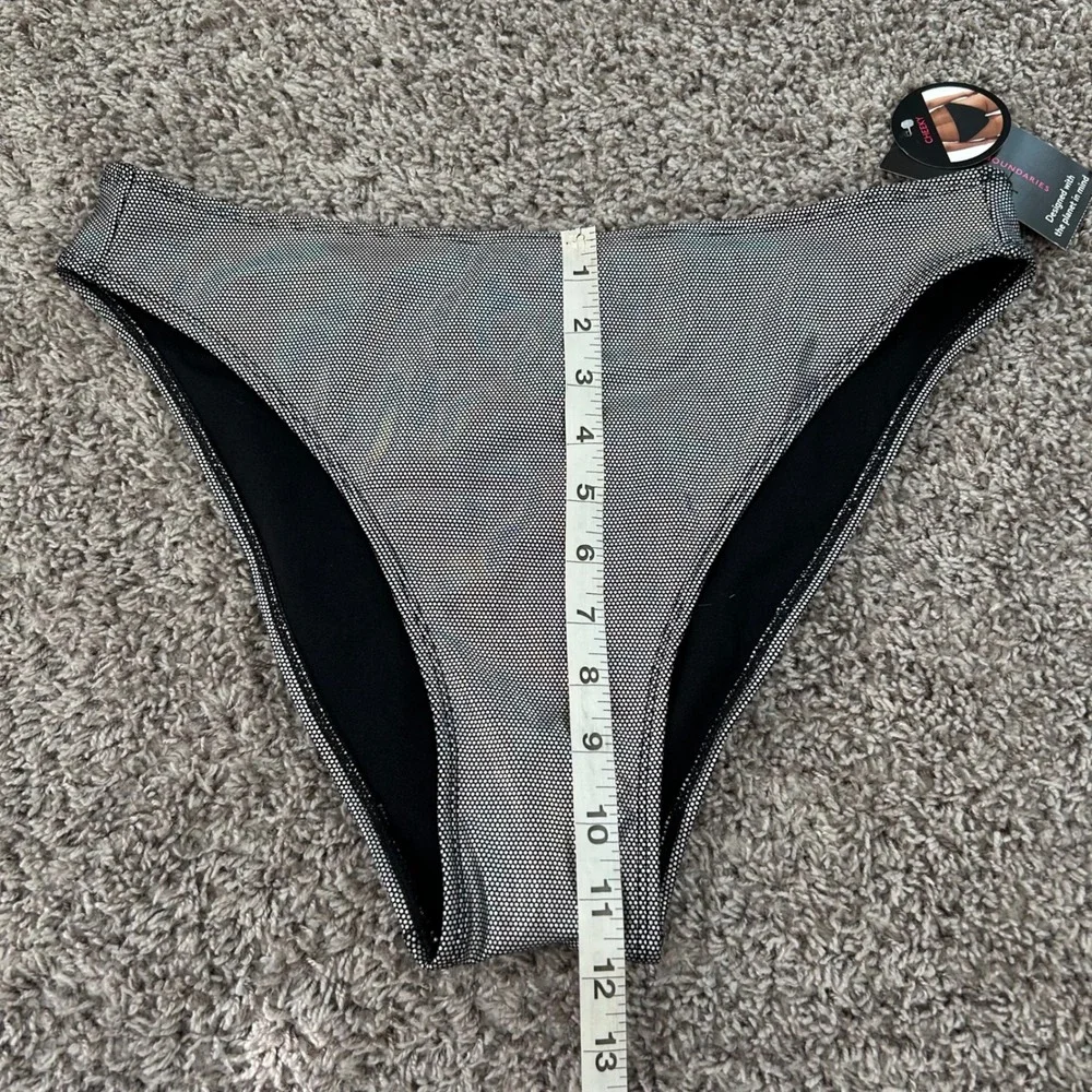 No Boundaries Cheeky Bikini Bottom Silver‎ Shimmer Metallic Swimsuit L (11-13)